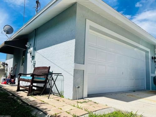 5396 25 Ave, Naples FL 34116-7606 exterior