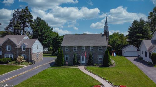 5 Lexington Ave, Pittsburgh PA 15215-3218 exterior