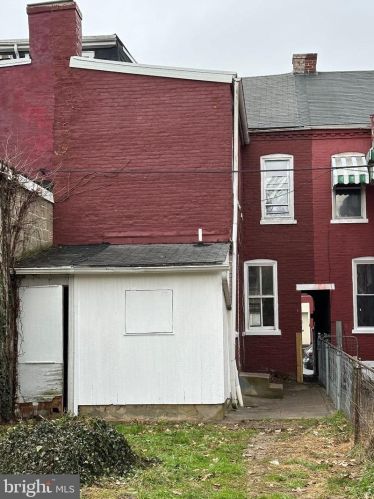 723 Queen St, Lancaster, PA 17603-2737