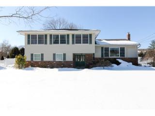 207 Andover Dr, Wayne NJ  07470-2915 exterior