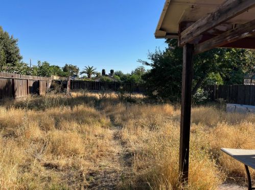 976 Vermont Ave, Turlock, CA 95380-5340