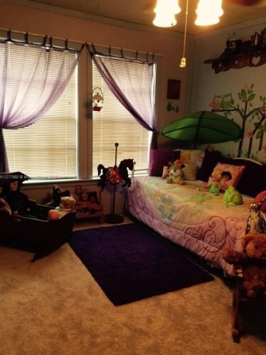 2810 Delaware Ave, Fort Pierce FL 34950-3974 exterior