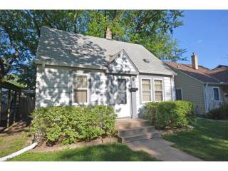 1932 Malvern St, Saint Paul, MN 55113-5132