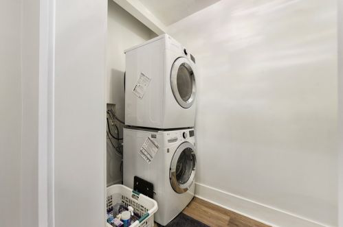 22 Millbridge St, Pittsburgh PA 15210-1071 exterior