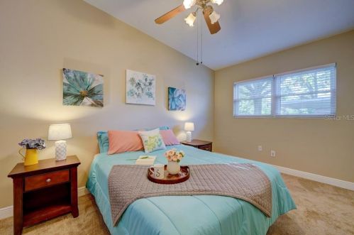 825 Riv Dr, Tampa FL 33617-7864 exterior