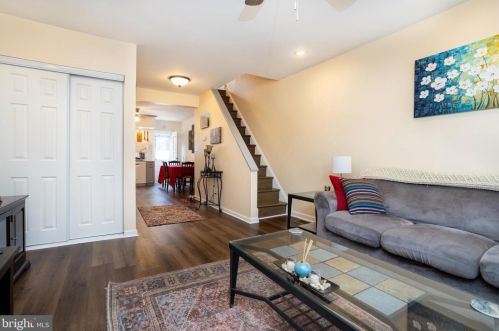 202 Daly St, Philadelphia PA 19148-3329 exterior