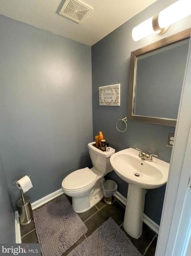 5943 Terrapin Pl, Alexandria VA  22310-5441 exterior