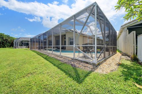 6791 Southport Dr, Boynton Beach FL 33472-6915 exterior