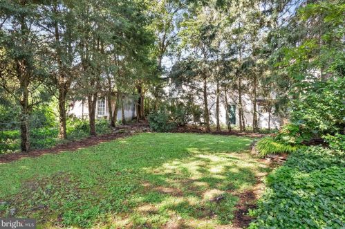 28 Chestnut St, Princeton NJ 08542-3806 exterior