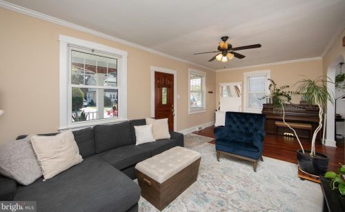 257 Stratford Ave, Camden NJ 08108-2327 exterior