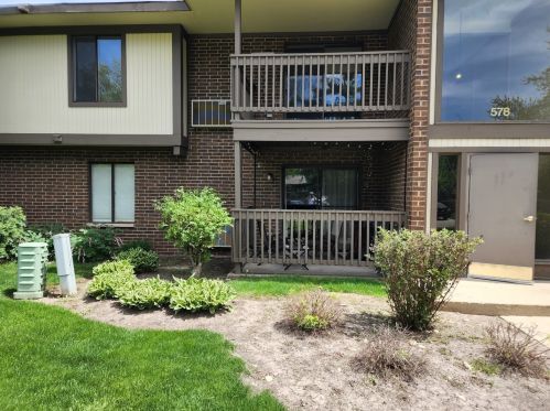 578 Somerset Ln, Bull Valley, IL 60014-3234