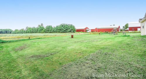 2295 136th St, Grant MI  49327-9643 exterior