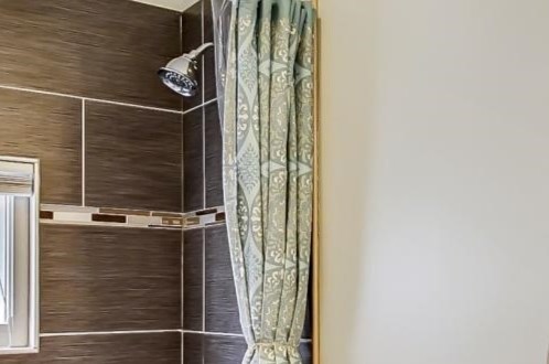 4316 Moody Ave, Chicago IL 60638-3545 exterior