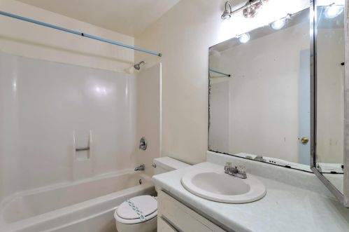 10815 37 Ave, Phoenix AZ 85053-2804 exterior