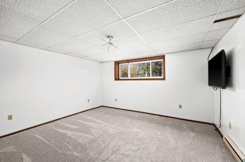 3852 Beyer Rd, Duluth MN 55803-9312 exterior