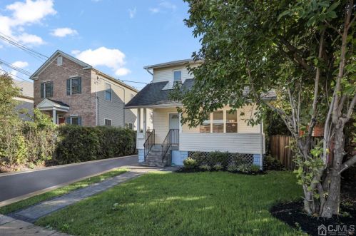 88 Central Ave, Metuchen NJ  08840-1862 exterior