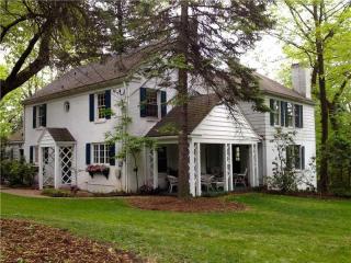 312 Guyasuta Rd, Pittsburgh, PA 15215-1520