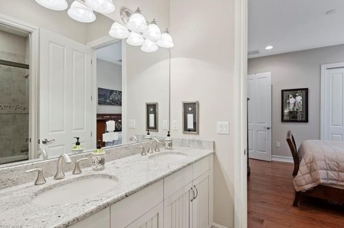 6376 Costa Cir, Naples FL 34113-1702 exterior