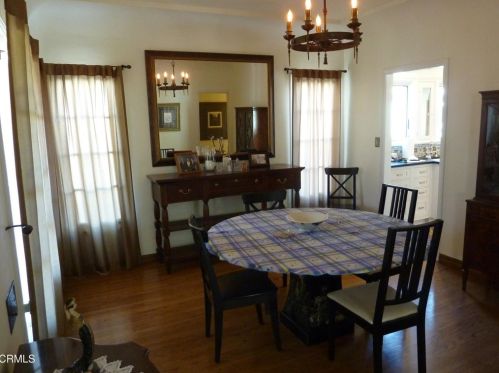 636 5 St, Oxnard CA 93030-6520 exterior