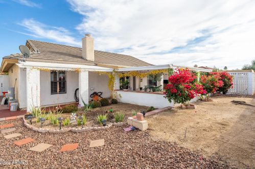 12814 40 Pl, Phoenix AZ 85050-8972 exterior