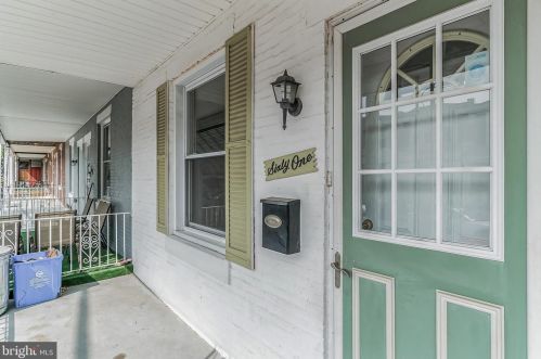 61 Hortter St, Philadelphia, PA 19119-2205