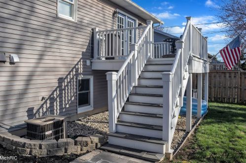 455 Macomb Ave, Grand Rapids MI 49534-3572 exterior