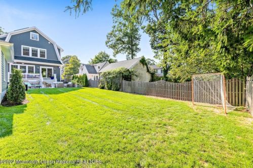 33 Park Ave, Locust NJ  07760-1523 exterior