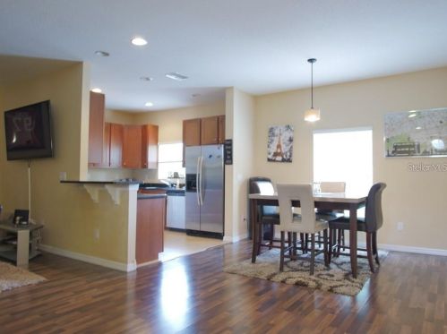 3627 Bay Heights Way, Tampa FL  33611-1548 exterior