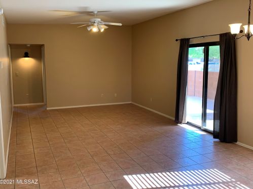 1715 Calle Grandiosa, Tucson, AZ 85706-4482