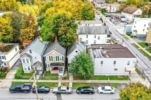 190 Winnikee Ave, Poughkeepsie NY 12601-2731 exterior