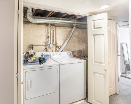 10204 Indiana Ave, Chicago IL 60827-1214 exterior