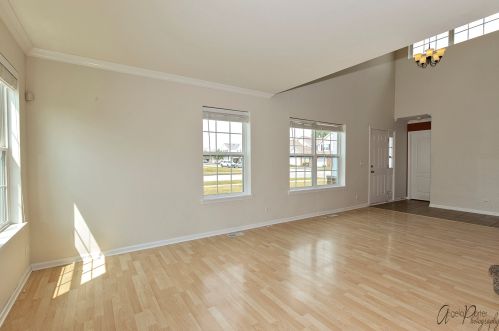 284 Macintosh Ave, Bull Valley IL 60098-7623 exterior