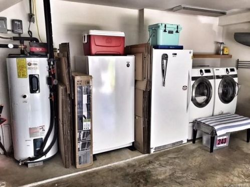 1032 Spencer St, Honolulu HI  96822-3748 exterior