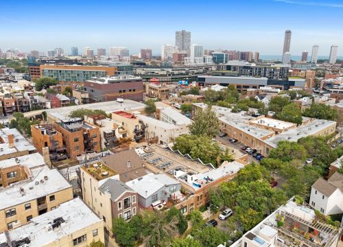 3453 Racine Ave, Chicago IL  60657-1595 exterior