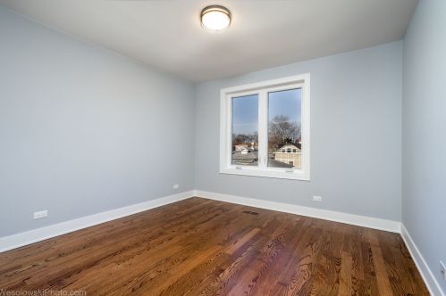 5520 Luna Ave, Chicago IL  60630-1312 exterior