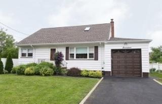 17 Academy Ter, Linden NJ  07036-3937 exterior