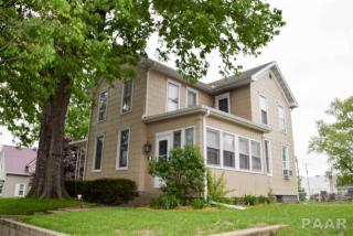 16 10th St, Pekin, IL 61554-3568