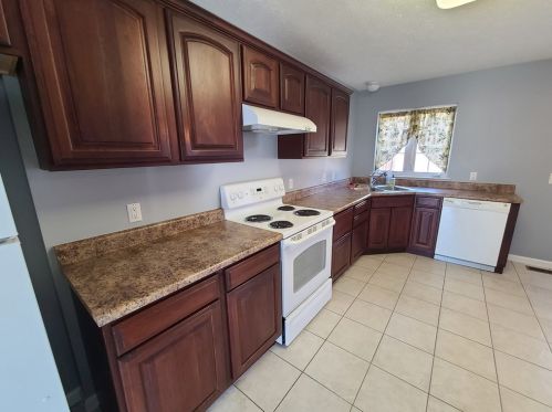 1503 Michael Dr, Pittsburgh PA  15227-3958 exterior