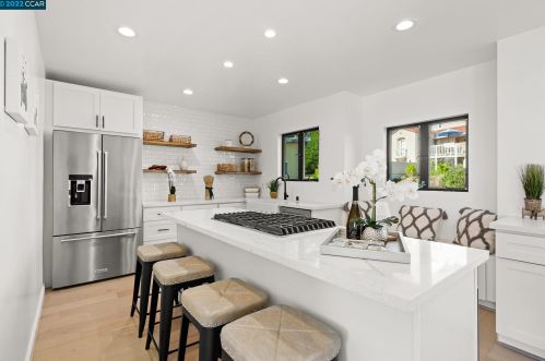 744 Contra Costa Ave, Berkeley CA 94707-1937 exterior