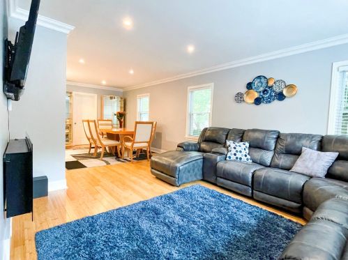 5101 Natchez Ave, Chicago IL 60638-1346 exterior