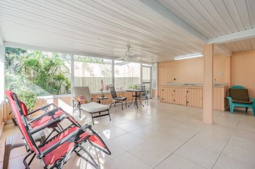 1219 Norfolk St, Tampa FL 33604-5031 exterior