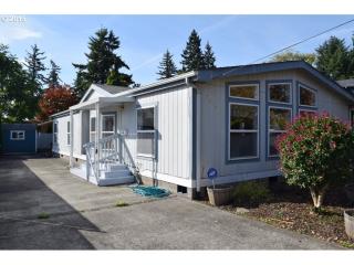 7614 Harold St, Portland, OR 97206-5234