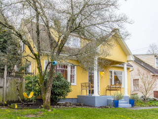 1610 Flavel St, Portland OR  97202-8340 exterior