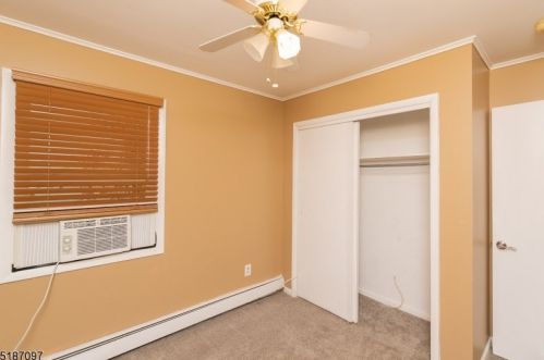 150 Madison Trl, Hopatcong NJ  07843-1519 exterior