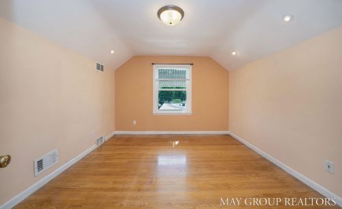 1136 Innes St, Grand Rapids MI 49503-3635 exterior