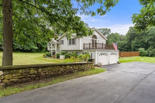 183 Appleton St, North Andover MA 01845-3119 exterior