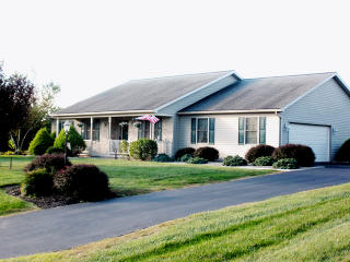 1022 High St, Hanover PA  17331-1104 exterior