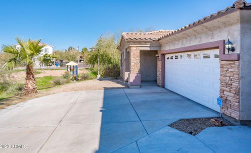 7129 27th Ln, Phoenix AZ  85051-8471 exterior
