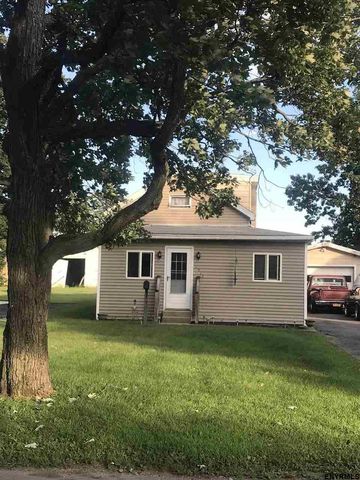 2936 Myrtle Ave, Schenectady NY  12304-3303 exterior