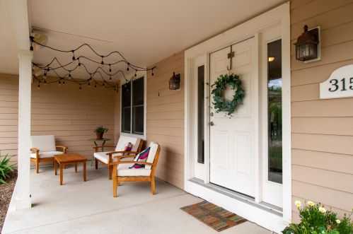 3150 85th St, Milwaukee, WI 53227-4666